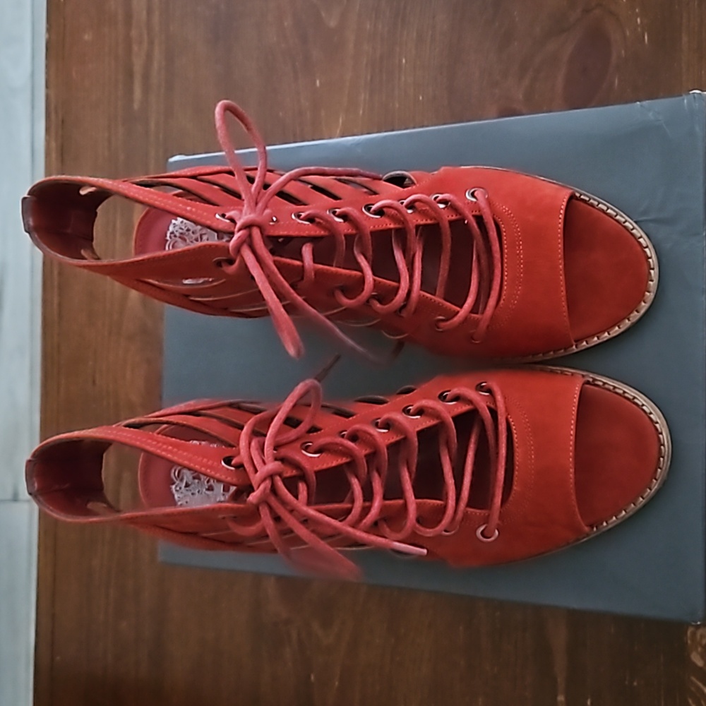 Vince Camuto Sandals